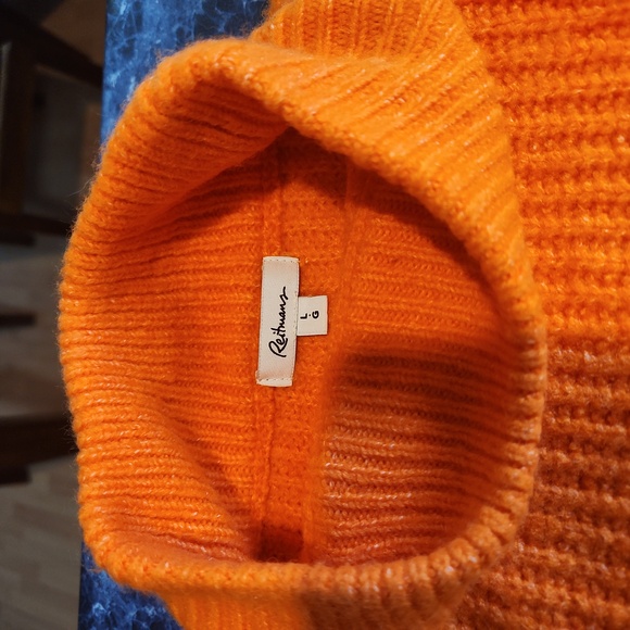 Women's LG REITMANS Sweater - Picture 2 of 2